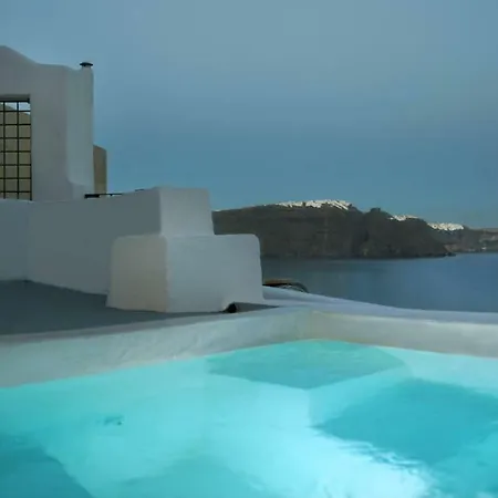 Santorini Sea Cave * Ia