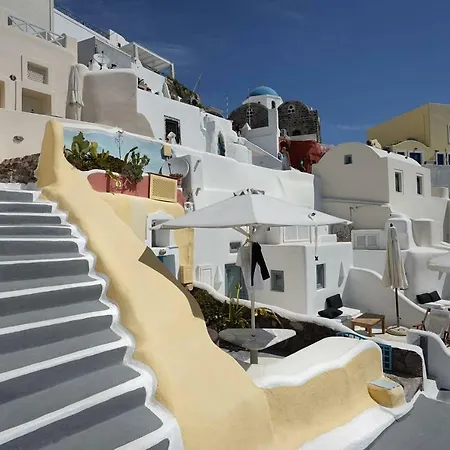 Santorini Sea Cave Apartment